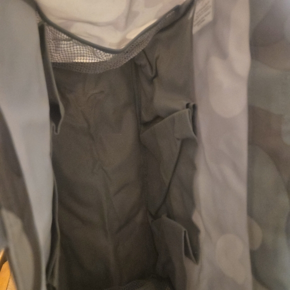 Thirty-One Camouflage Tote Bag - Picture 2 of 2